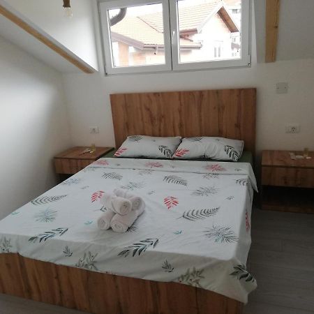 אוהריד Apartments Naumovski מראה חיצוני תמונה