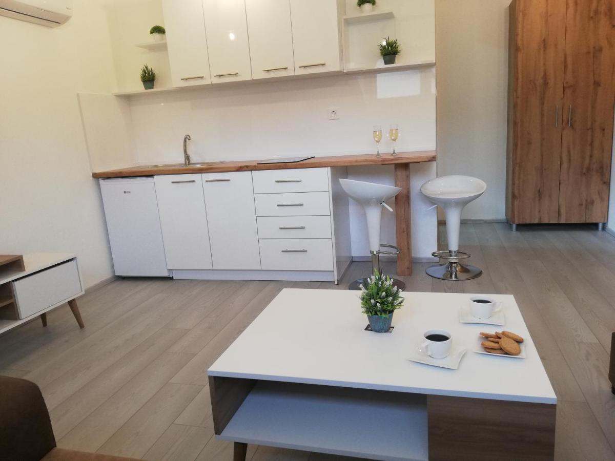 אוהריד Apartments Naumovski מראה חיצוני תמונה