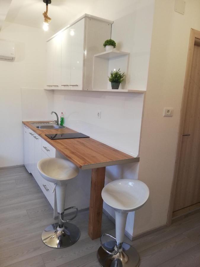 אוהריד Apartments Naumovski מראה חיצוני תמונה