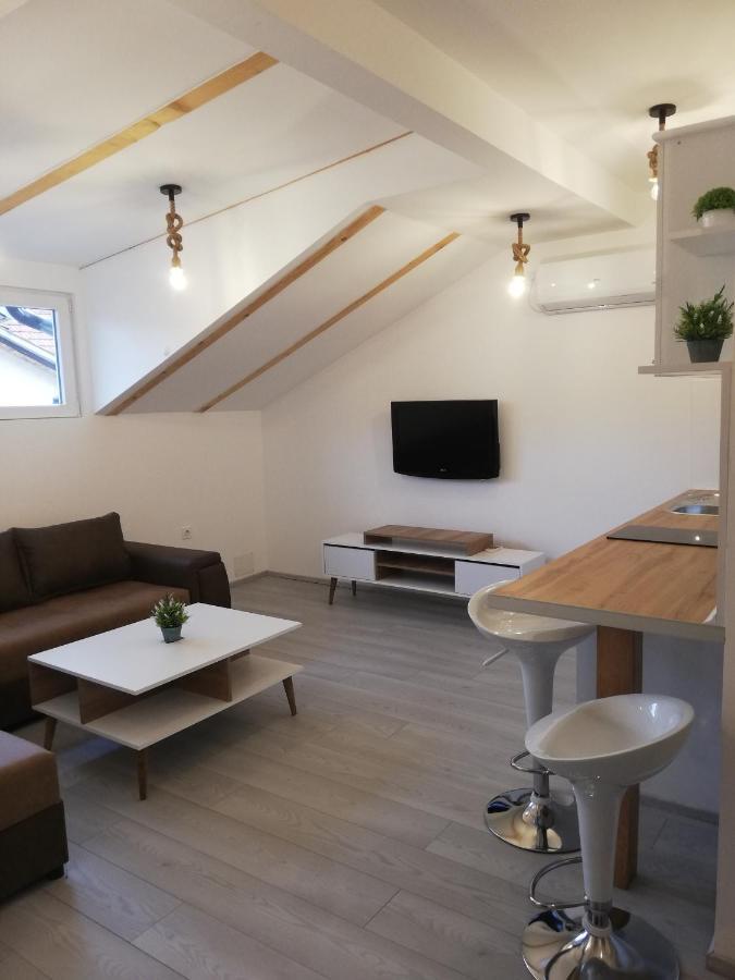 אוהריד Apartments Naumovski מראה חיצוני תמונה