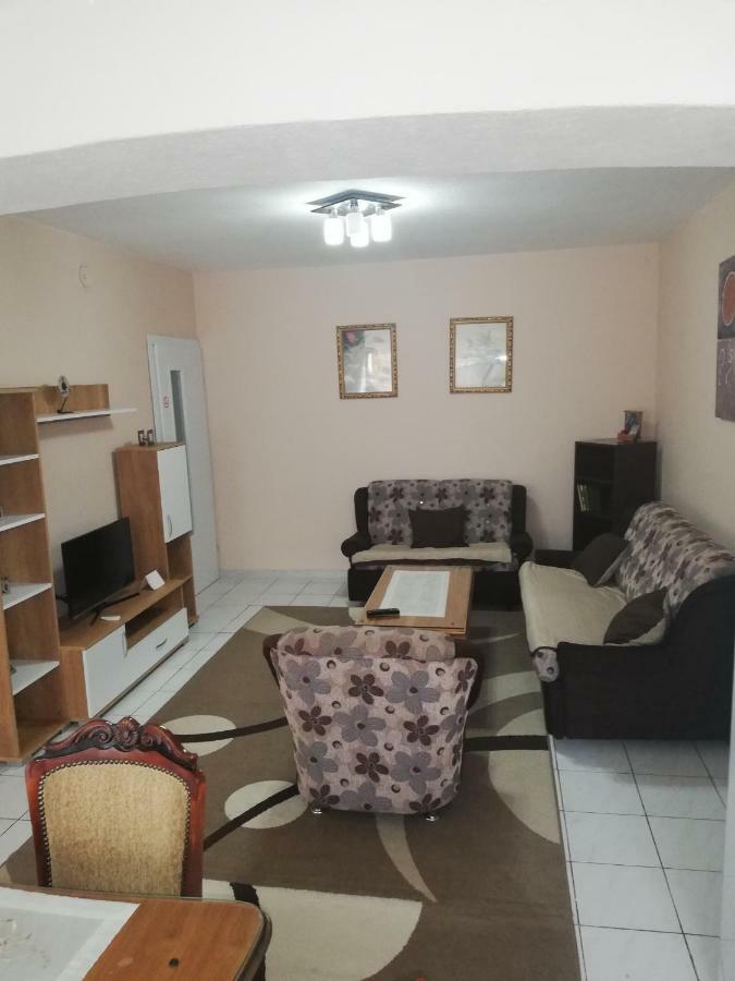 אוהריד Apartments Naumovski מראה חיצוני תמונה