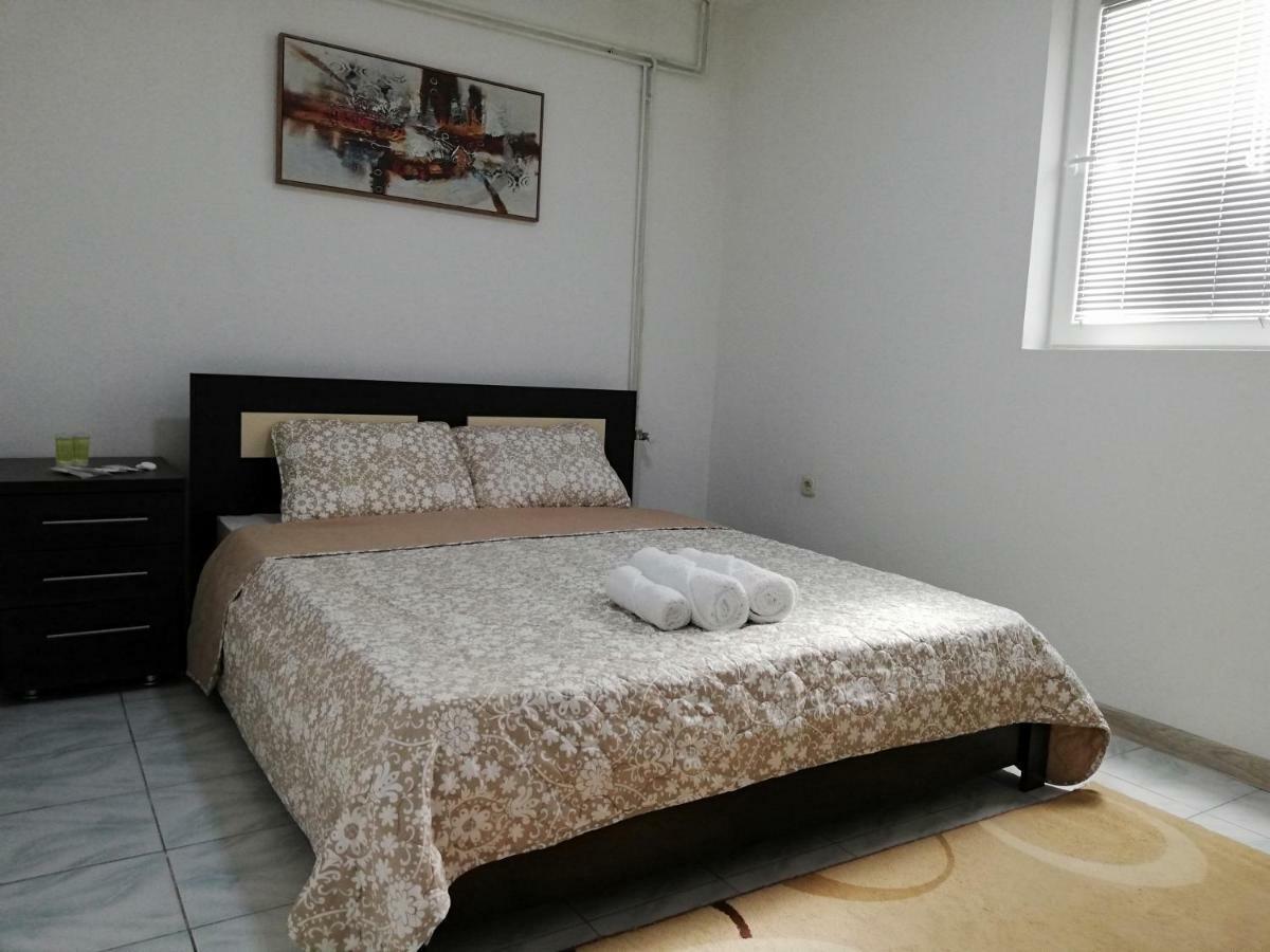 אוהריד Apartments Naumovski מראה חיצוני תמונה